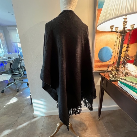 Elegant Fringe Open Front Reversible Black/Grey Shawl, Wrap With Fringe - Picture 14 of 16